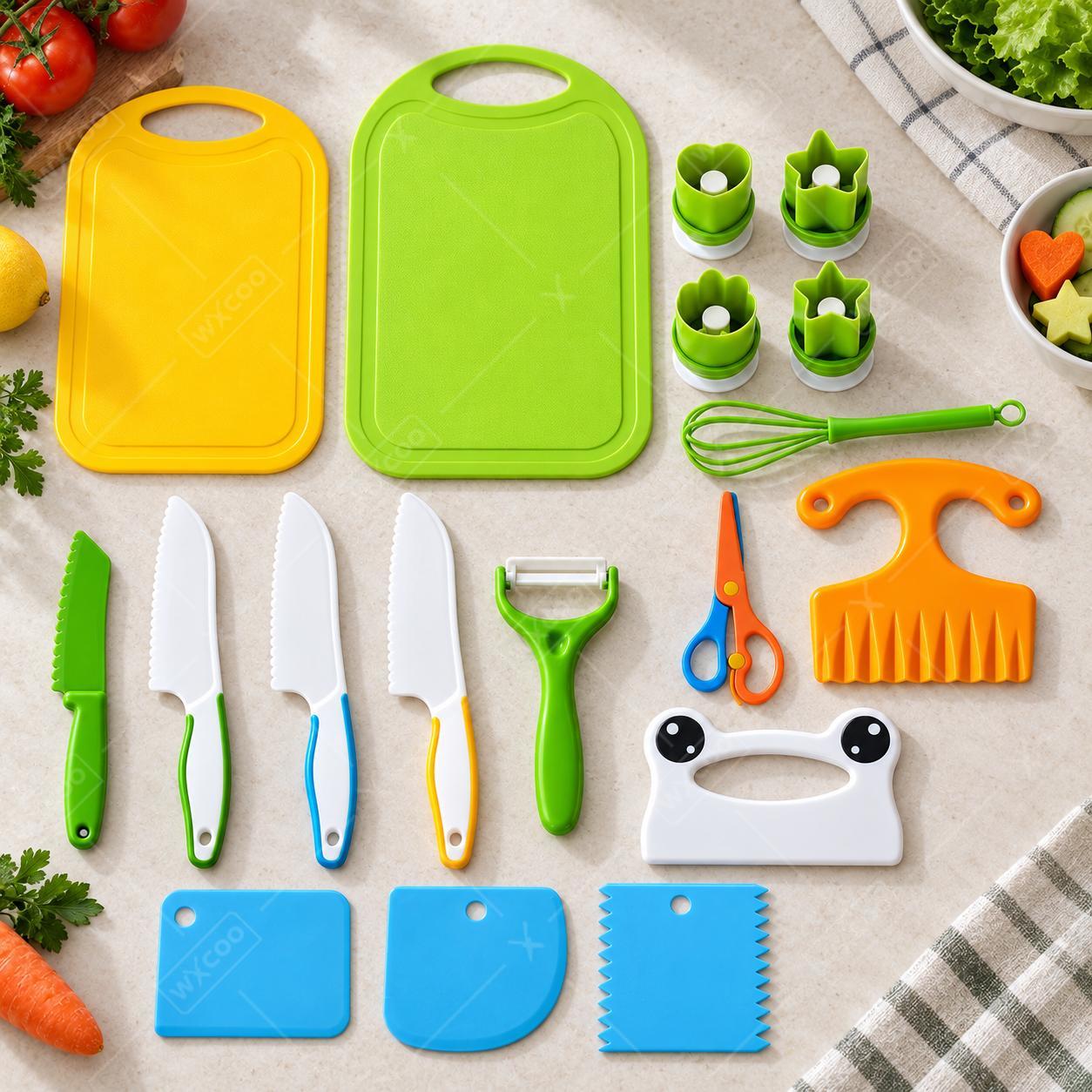 Kitchen Kids Baking Set - ชุดมีดพลาสติกสำหรับเด็ก WXCOO ปลอดภัยสำหรับเด็กเล็ก พร้อมเขียง ที่หั่นผลไม้ ที่ปอกเปลือก